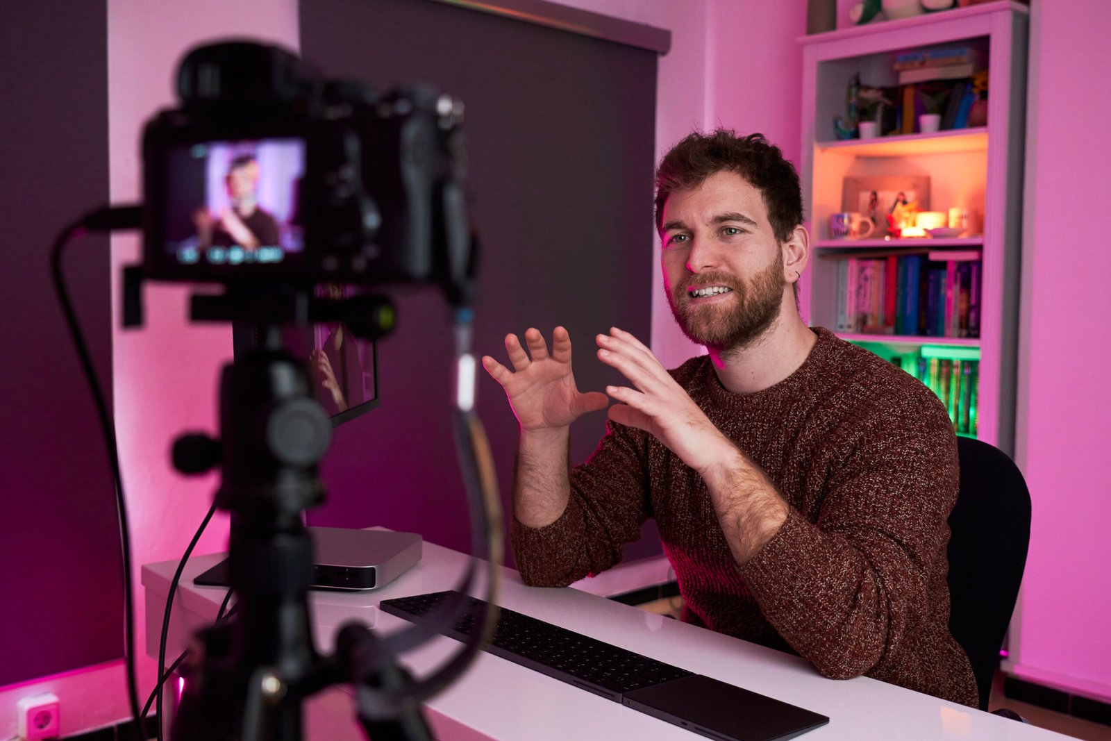 Produção e edição de vídeos de alta performance para TikTok Shop